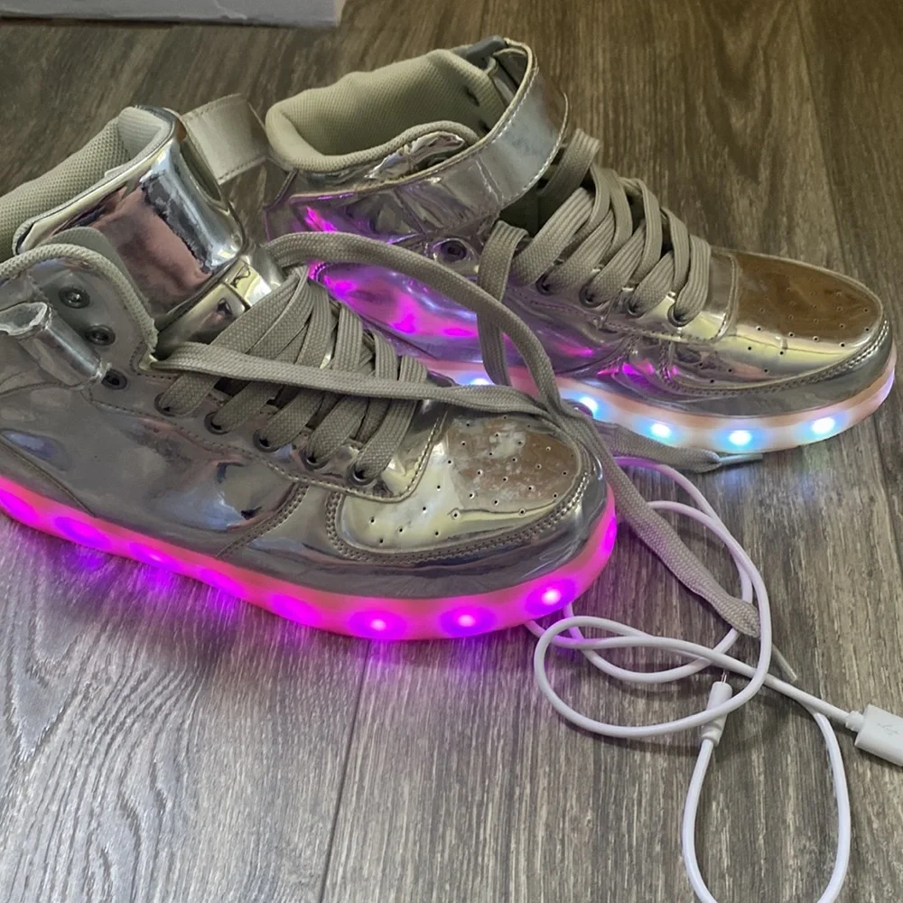Light up High Tops - change color- and blinking function - Picture 6 of 11